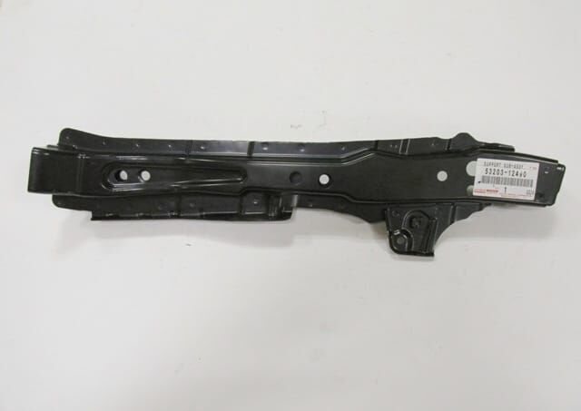 TOYOTA COROLLA- NDE180- 13/18; ÖN PANEL YAN PARÇA SOL