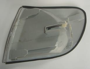 AUDI A6- 95/97; ÖN SİNYAL SAĞ BEYAZ (FAMELLA)