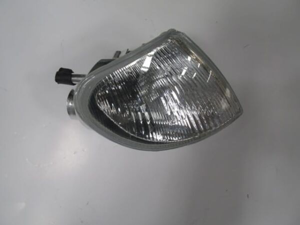 PEUGEOT PARTNER- 96/02; ÖN SİNYAL SAĞ BEYAZ (MARS) (E MARKLI)