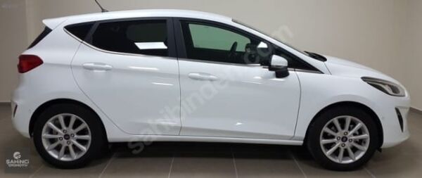 FORD FIESTA- 18/23; ARAÇ BİLGİLERİ VE RESİMLERİ