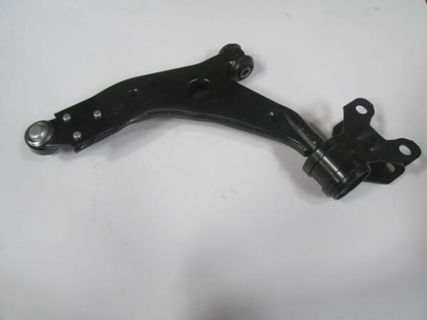 FORD KUGA- 13/16; ÖN ALT TABLA SAĞ ROTİLLİ/BURÇLU/TAKOZLU (SALINCAK) (SH)