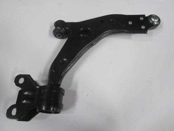 FORD KUGA- 13/16; ÖN ALT TABLA SOL ROTİLLİ/BURÇLU/TAKOZLU (SALINCAK) (SH)