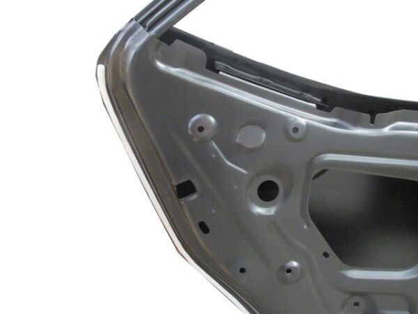 TOYOTA COROLLA- NDE180- 13/18; ARKA KAPI KOMPLE SOL SİYAH (BAND DELİKSİZ) (İCELİ/ÇEKOMASTİKLİ) (TW)