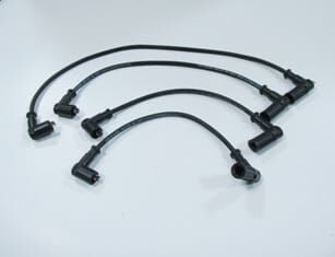 FIAT TIPO- 97/00; BUJİ KABLOSU TAKIM (8V)1.4 cc İE (YOW JUNG)