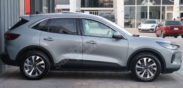 FORD KUGA- 24/25; ARAÇ BİLGİLERİ VE RESİMLERİ