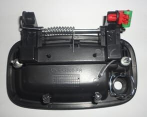 KIA SPORTAGE- 95/02; ÖN KAPI DIŞ AÇMA KOLU SAĞ (PÜTÜRLÜ TİP SİYAH) (HUSHAN)