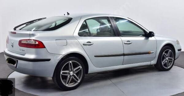 RENAULT LAGUNA- 02/05; ARAÇ BİLGİLERİ VE RESİMLERİ