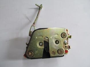 ISUZU NPR- 90/97; ÖN KAPI KİLİDİ SAĞ