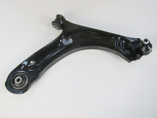 VOLKSWAGEN PASSAT- B8- 14/18; ÖN ALT TABLA SAĞ ROTİLLİ/BURÇLU (SALINCAK) (SH)