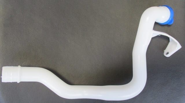 SUZUKI SWIFT- 05/11; ÖN CAM SU BİDONU/DEPOSU BORUSU