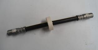 AUDI A6- 95/97; ARKA FREN HORTUMU (SH)