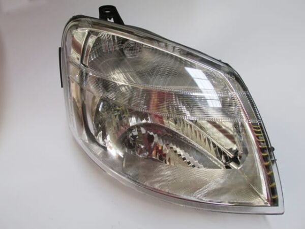 PEUGEOT PARTNER- 03/09; FAR LAMBASI SAĞ MANUEL 6 FİŞLİ (AYFAR) (E MARKLI)