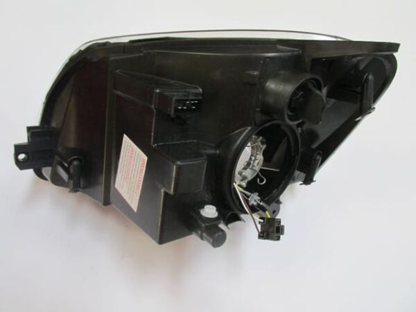 PEUGEOT PARTNER- 03/09; FAR LAMBASI SAĞ MANUEL 6 FİŞLİ (AYFAR) (E MARKLI)