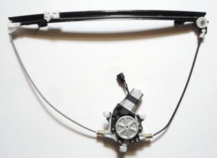 RENAULT MEGANE- 1- 99/02; ÖN CAM KRİKOSU SAĞ ELEKTRİKLİ/MOTORLU (HUSHAN)