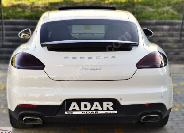 PORSCHE PANAMERA- 14/15; ARAÇ BİLGİLERİ VE RESİMLERİ