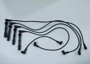 VOLKSWAGEN GOLF- 3- 92/98; BUJİ KABLOSU TAKIM (16V)(ABF)2.0 cc (YOW JUNG)