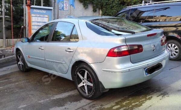 RENAULT LAGUNA- 06/08; ARAÇ BİLGİLERİ VE RESİMLERİ