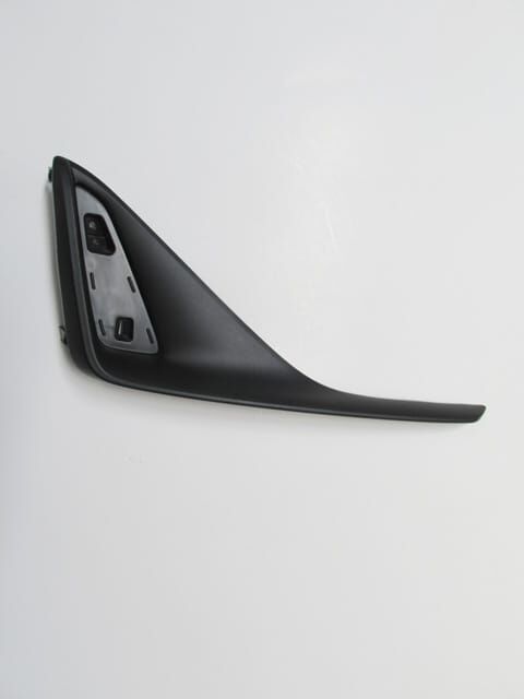 TOYOTA CHR- 16/23; ARKA TAMPON REFLEKTÖRÜ DIŞ PLASTİĞİ SAĞ (TW)