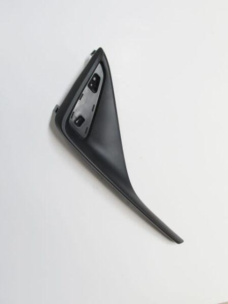 TOYOTA CHR- 16/23; ARKA TAMPON REFLEKTÖRÜ DIŞ PLASTİĞİ SAĞ (TW)