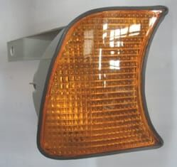 BMW 5 SERI- E34- 88/95; ÖN SİNYAL SAĞ SARI (FAMELLA)