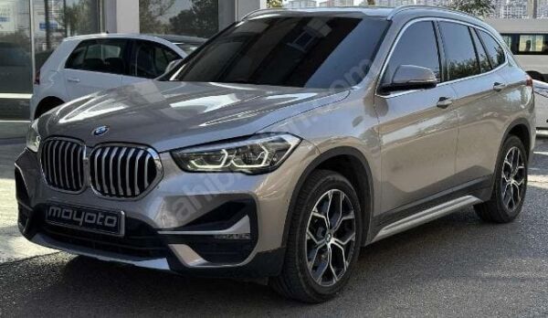 BMW X1- U11- 21/22; ARAÇ BİLGİLERİ VE RESİMLERİ