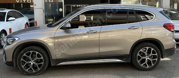 BMW X1- U11- 21/22; ARAÇ BİLGİLERİ VE RESİMLERİ
