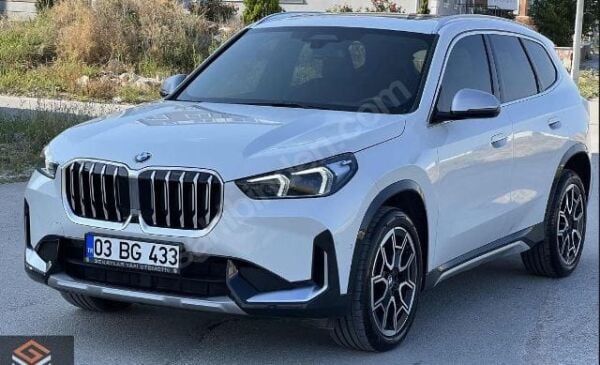 BMW X1- U11- 22/24; ARAÇ BİLGİLERİ VE RESİMLERİ