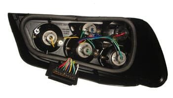 PEUGEOT 306- HB- 97/00; MODİFİYE STOP LAMBASI SAĞ/SOL SET 2 PARÇA KIRMIZI/BEYAZ (TYC)