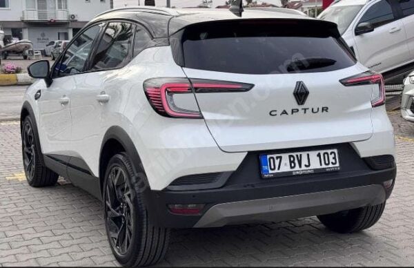 RENAULT CAPTUR- 24/25; ARAÇ BİLGİLERİ VE RESİMLERİ