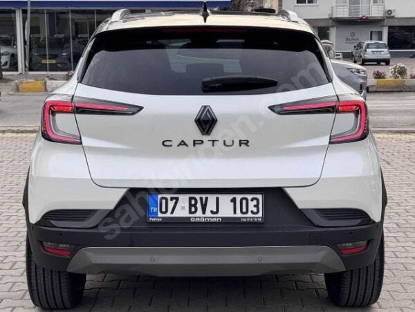 RENAULT CAPTUR- 24/25; ARAÇ BİLGİLERİ VE RESİMLERİ