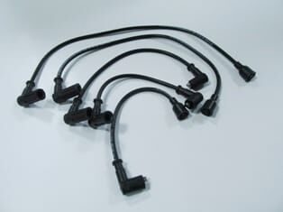 FIAT TEMPRA- 90/99; BUJİ KABLOSU TAKIM (8V)(KARBÜRATÖRLÜ)1.4/1.6 cc (YOW JUNG)