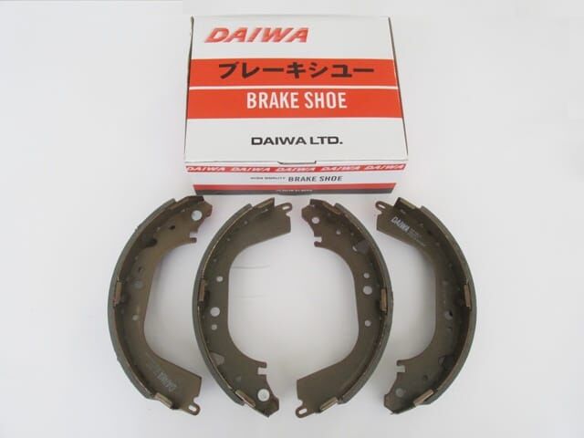 TOYOTA LANDCRUISER- VX 100- 98/02; ARKA FREN PABUCU (4X4) (147,5X60)(DAIWA)