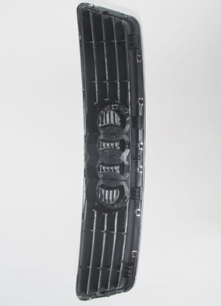 AUDI A6- 98/01; ÖN PANJUR SİYAH NİKELAJ ÇERÇEVELİ (TYG)