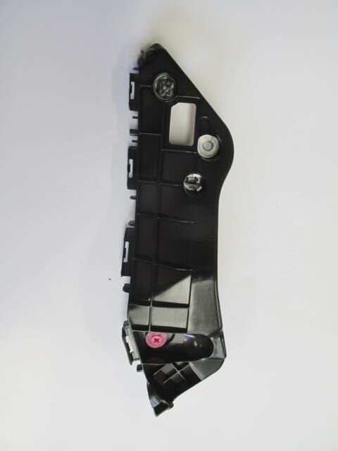 TOYOTA RAV4- 13/16; ÖN TAMPON BAĞLANTI BRAKETİ SAĞ (YAN KULAĞA BAĞLANAN) (TYG)