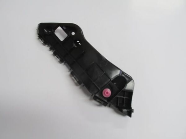TOYOTA RAV4- 13/16; ÖN TAMPON BAĞLANTI BRAKETİ SAĞ (YAN KULAĞA BAĞLANAN) (TYG)