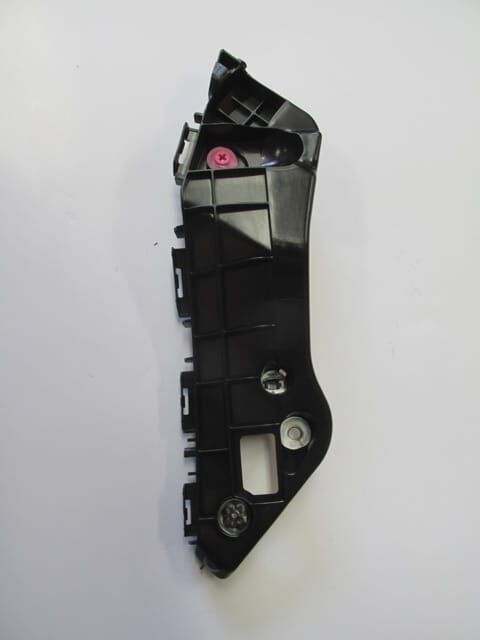 TOYOTA RAV4- 13/16; ÖN TAMPON BAĞLANTI BRAKETİ SOL (YAN KULAĞA BAĞLANAN) (TYG)