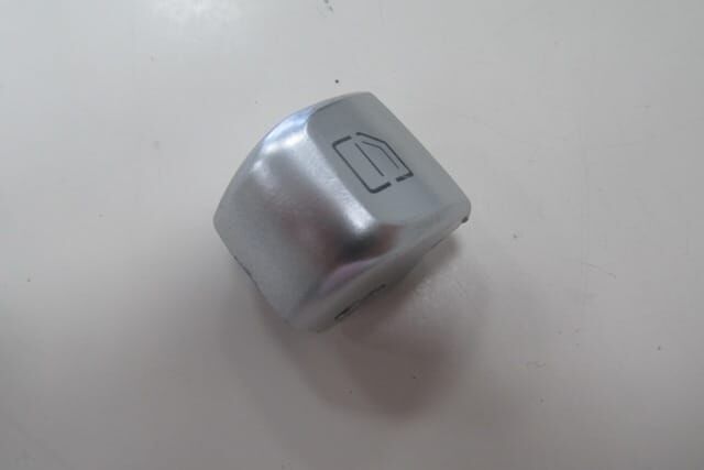 MERCEDES C CLASS- W205- 14/20; ÖN/ARKA CAM AÇMA DÜĞME BUTONU SAĞ