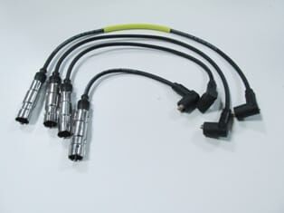 SKODA OCTAVIA- 96/10; BUJİ KABLOSU TAKIM (8V)(AEH-AEG-APK-AZH)1.6/2.0 cc (YOW JUNG)