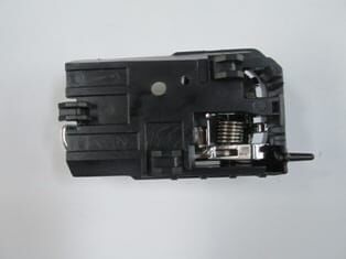 NISSAN MAXIMA- A32- 95/00; ÖN KAPI İÇ AÇMA KOLU SOL NİKELAJLI (HUSHAN)