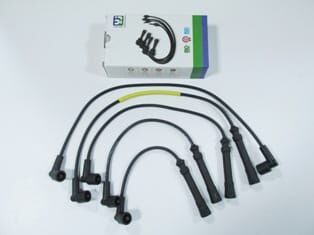 VOLVO 940/960- 91/94; BUJİ KABLOSU TAKIM (16V)(B204E-B234F)2.0/2.3 CC (YOW JUNG)