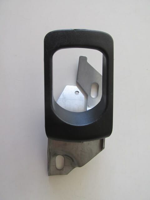 HYUNDAI H100- MİNİBÜS- 97/08; ÖN KAPI İÇ AÇMA KOLU SAĞ SİYAH