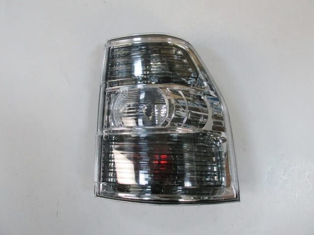 MITSUBISHI PAJERO- 07/16; STOP LAMBASI SAĞ FÜME (CASP)