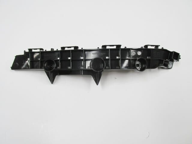 TOYOTA CHR- 16/23; ARKA TAMPON İÇ BAĞLANTI BRAKETİ SAĞ (BÜYÜK)(TW)