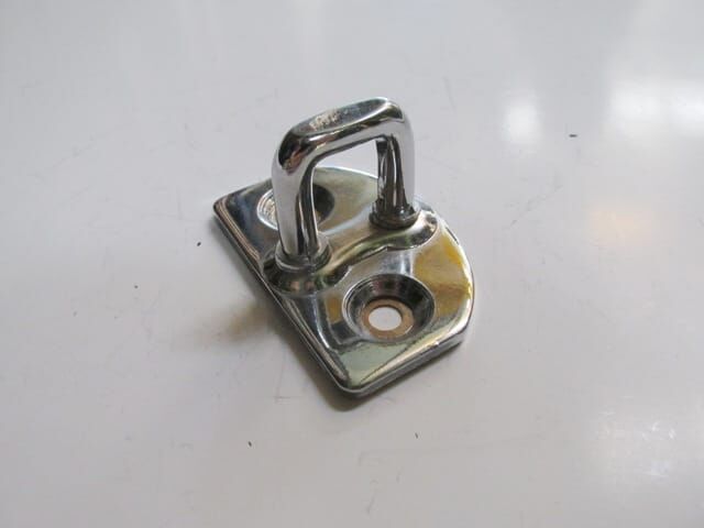 RENAULT CLIO- 4- HB- 13/16; ÖN/ARKA KAPI KİLİT KARŞILIĞI SAĞ/SOL AYNI (ADET)