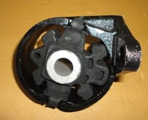 FORD MONDEO- 93/96; ÖN MOTOR TAKOZU OTOMATİK 2,0cc (TENACITY)