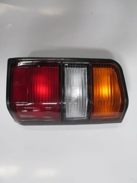 MITSUBISHI L300- MİNİBÜS- 88/09; STOP LAMBASI SAĞ SARI/BEYAZ/KIRMIZI (MARS)