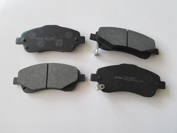 TOYOTA COROLLA- HB- 02/04; ÖN FREN BALATASI (DİSK) (151X63X17,5) (DAIWA)