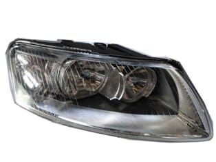 AUDI A6- 05/09; FAR LAMBASI SAĞ ELEKTRİKLİ/MOTORSUZ/MERCEKSİZ (H7/H1) (FAMELLA)