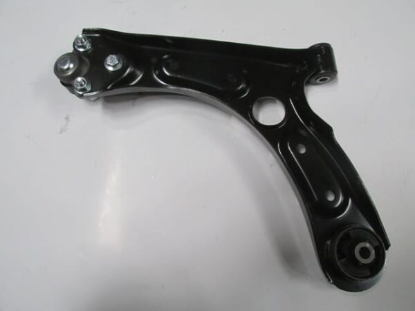 HYUNDAI ELANTRA- 16/18; ÖN ALT TABLA SAĞ (BURÇLU/ROTİLLİ) (SALINCAK) (SH)