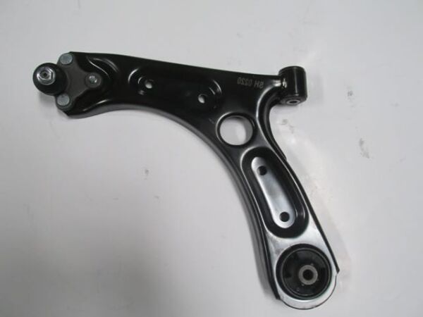 HYUNDAI ELANTRA- 16/18; ÖN ALT TABLA SOL (BURÇLU/ROTİLLİ) (SALINCAK) (SH)